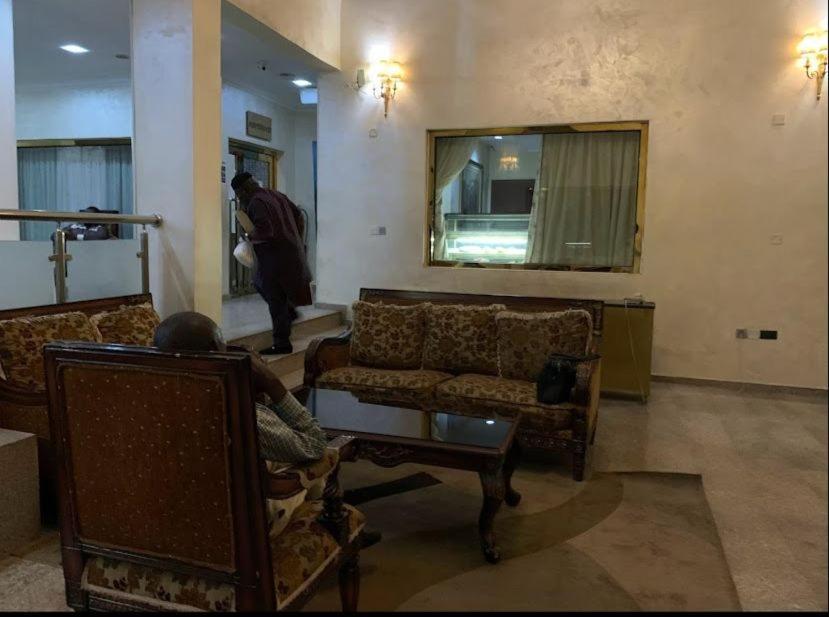 Ofas Chelsea Hotel Abuja Exterior foto